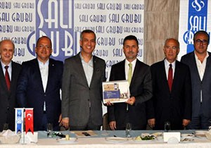 Antalya'da 2 bin 400 Suriyeli eğitim görüyor