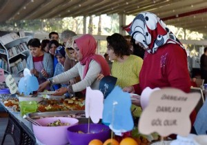 Engelsi Kafe'de Yerli Malı Haftası kutlandı