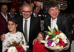 Türel ve Karaloğlu engellilerle buluştu