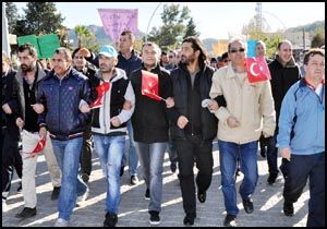 Antalya'da 3 partinin desteklediği eylem