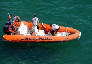 Arabasıyla falezden uçtu