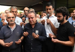Böcek'in gözyaşları