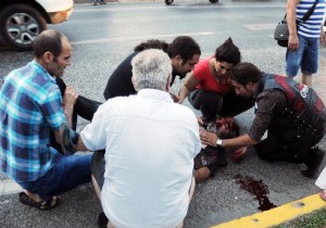 Antalya'da iki motosiklet çarpıştı: 2 yaralı