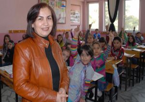 Fedakar öğretmen