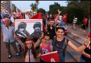 Antalya’da 10 binler yürüdü