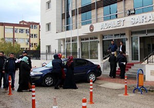 98 gözaltı