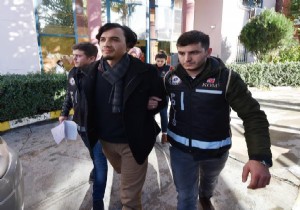 Antalya'da 4 FETÖ şüphelisi yakalandı