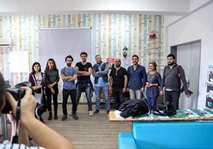 Genç iletişimciler basın fotoğrafçılarıyla buluştu