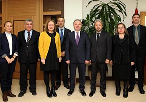 Fransa heyetinden AÜ'ye ziyaret