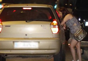 Dünyaca ünlü sahil bandında fuhuş pazarlığı