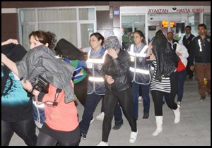 VIP minibüsle tarlada fuhuş!