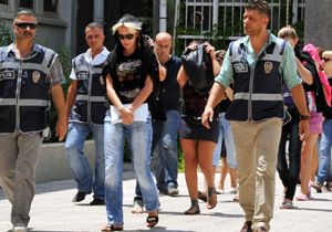 Fuhuş operasyonunda yakalananlar sınır dışı edilecek
