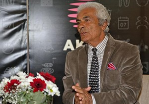 Gürer Aykal sanatseverle buluştu