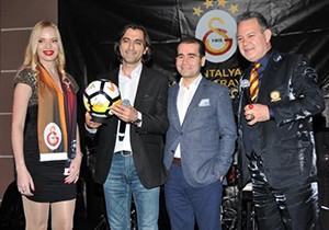 Galatasaraylıların yeni yıl galası