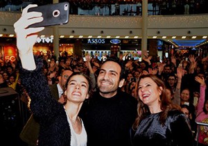 'Acı Tatlı Ekşi'ye Antalya'da gala