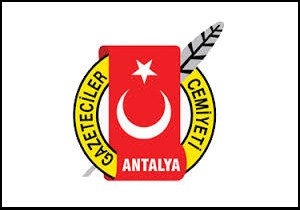 Antalyalı gazetecilerden ortak tepki