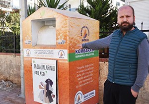 Antalya'da 'giysi kumbarası' hırsızlığı