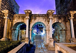 Hadrinanus Kapısı'nda festival heyecanı