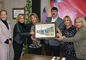 Kadınlardan Halk Eğitim'e ziyaret