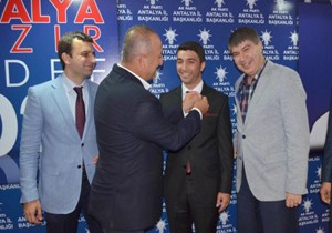 Siyaset zor iş