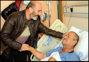 Hastaları ziyaret etti