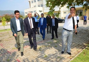 Kumluca'ya yüzme havuzu