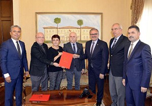 Hayırsever aile ve belediyeden ilkokul