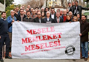 Referanduma 'hayır' için güç birliği