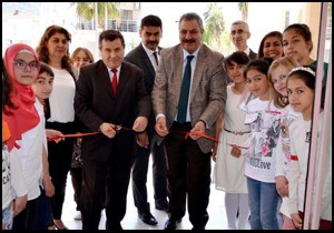 Hayvan sevgisi sergiyle anlatıldı