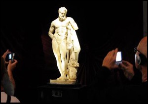 Yorgun Herakles 1000 gündür memleketinde
