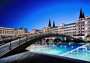 Mardan Palace Hotel'in suyu kesildi