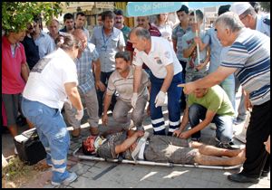 Esnaf yaralı öğrenci için seferber oldu