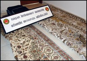 İpek halılar gümrüğe takıldı