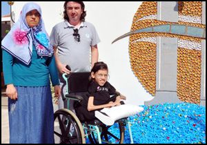 Turistlerin içtiği su İrem'e akülü oldu