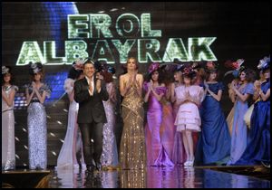 Altın Portakal'da defile rüzgarı