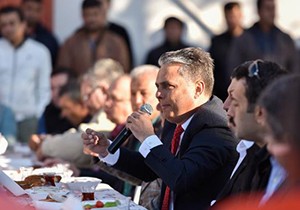 Başkan Uysal işçilerle buluştu
