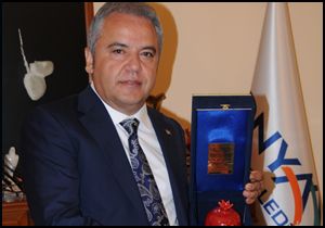 Böcek’e ödül
