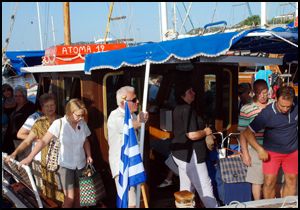Kaş yatlimanı uluslararası trafiğe yeniden açıldı