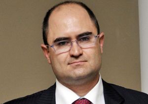 'Depremde yıkılan binalardan inşaat mühendisleri sorumlu'
