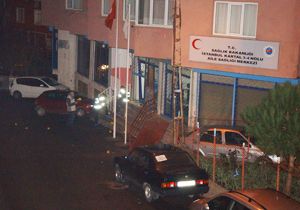 Sağlık merkezi önünde ses bombası patladı