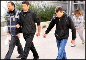 16 yaşındaki kızı yüzlerce erkeğe pazarladılar