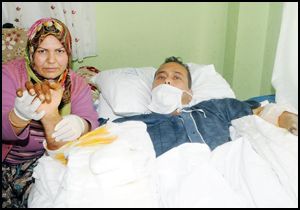 Atilla Kavdır eşinin elini ilk kez tuttu