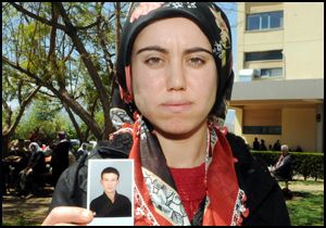 Eşine çarpan sürücüye seslendi