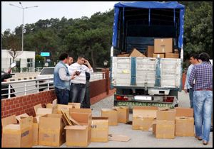 Kemer'de 3 bin şişe sahte parfüm ele geçirildi