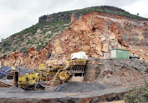 Gazipaşa'da yağmur heyelana neden oldu