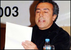 'Şiirin Altın Portakal'ı Mahmut Temizyürek'in