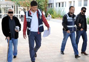 Masaj salonuna fuhuş baskını