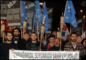 Hopa davası için meşaleli yürüyüş