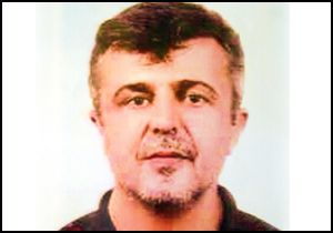 Yeni aldığı tüfekle arkadaşını vurdu