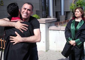 Haluk Levent'e beraat
